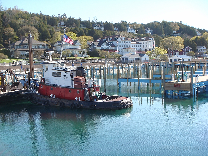 027 Memorial Day [2008 May 23].JPG - Scenes from Mackinac Island.